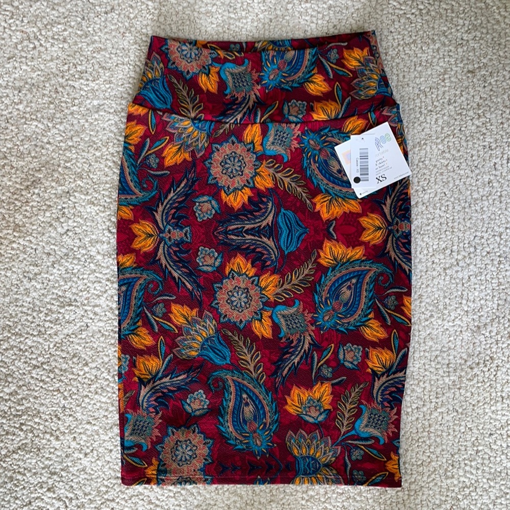 Lularoe skirt